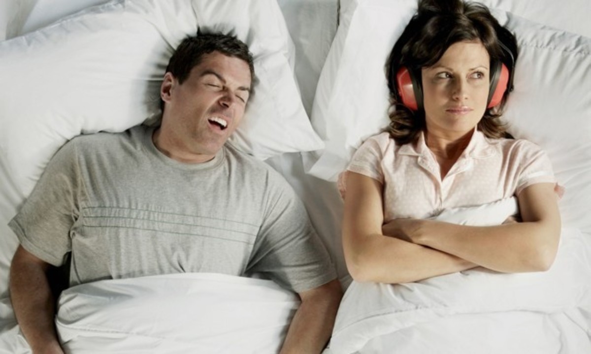 Από τι προκαλείται το ροχαλητό και τι μπορείτε να κάνετε