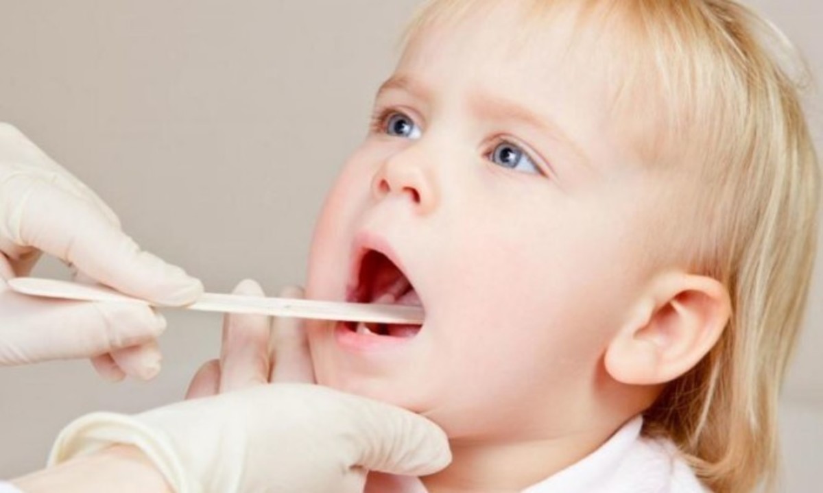 Μηνιγγίτιδα στα παιδιά: Αναλυτικά όλα όσα ΕΠΙΒΑΛΛΕΤΑΙ να ξέρουν οι γονείς!