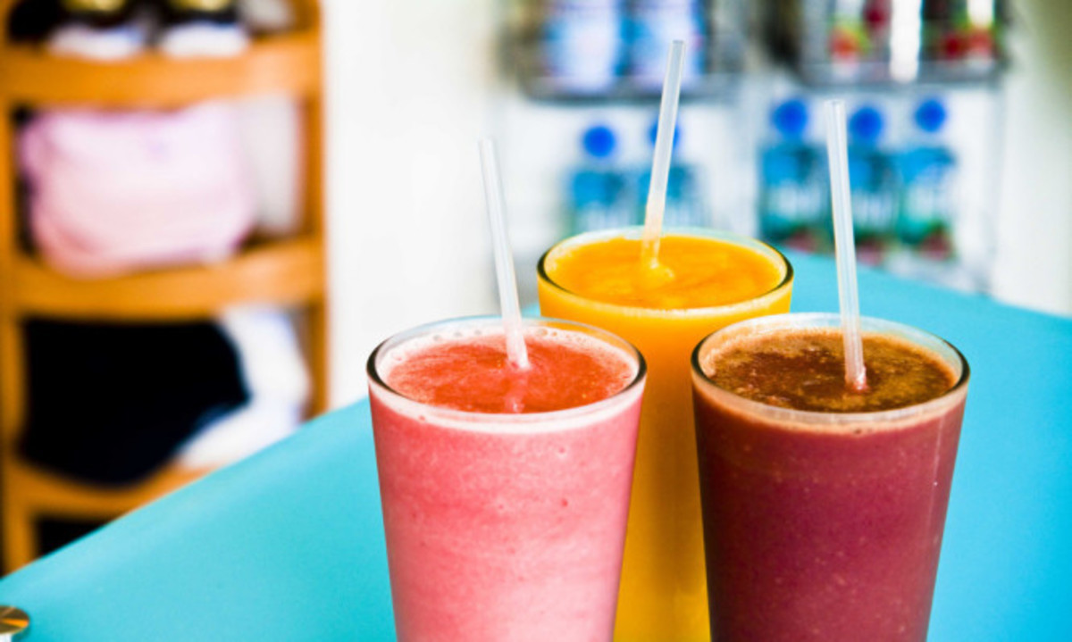 Καύσωνας: Ιδέες για δροσερά smoothies με κάτω από 190 θερμίδες!