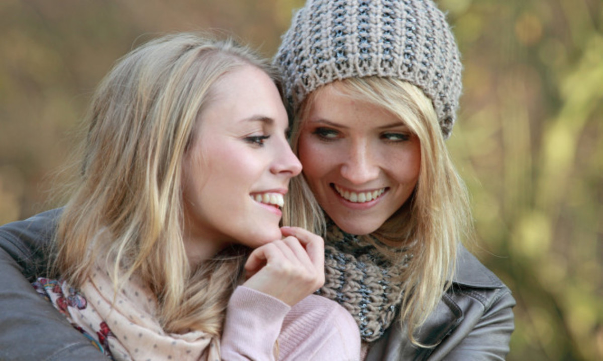 Έρευνα για το σεξ: Πολύ πιο… αμφισεξουαλικές οι γυναίκες