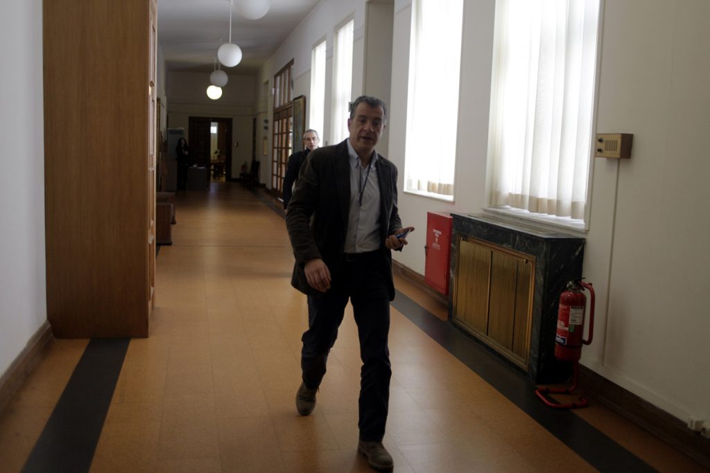 Συμβούλιο πολιτικών αρχηγών ζητά το Ποτάμι