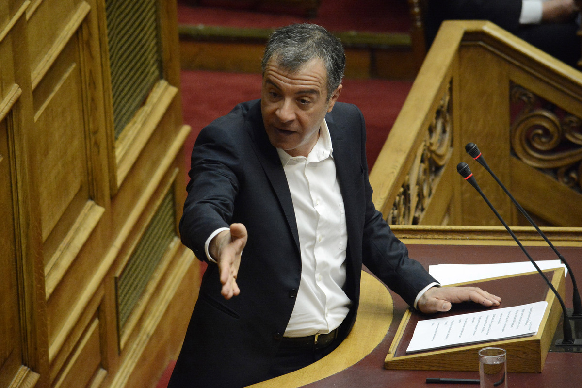 Θεοδωράκης: Το σενάριο “δούλεψα 17 ώρες και έφερα μια καλή συμφωνία” το εξαντλήσαμε πέρυσι