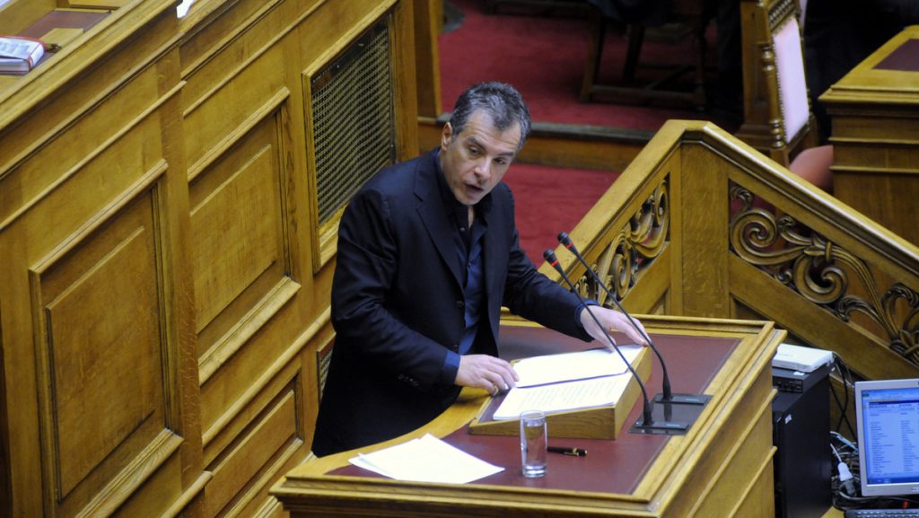 Στ. Θεοδωράκης: Δεν είστε ο Καραμανλής που επέστρεψε το 1974 κύριε Τσίπρα