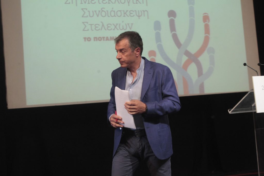 O Σ. Θεοδωράκης βλέπει εκλογές μέσα στο 2015
