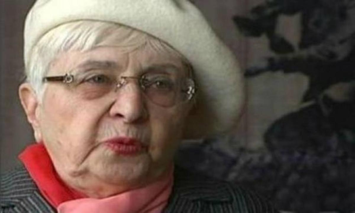 Σε ποια σειρά έρχεται η… Θεοπούλα;