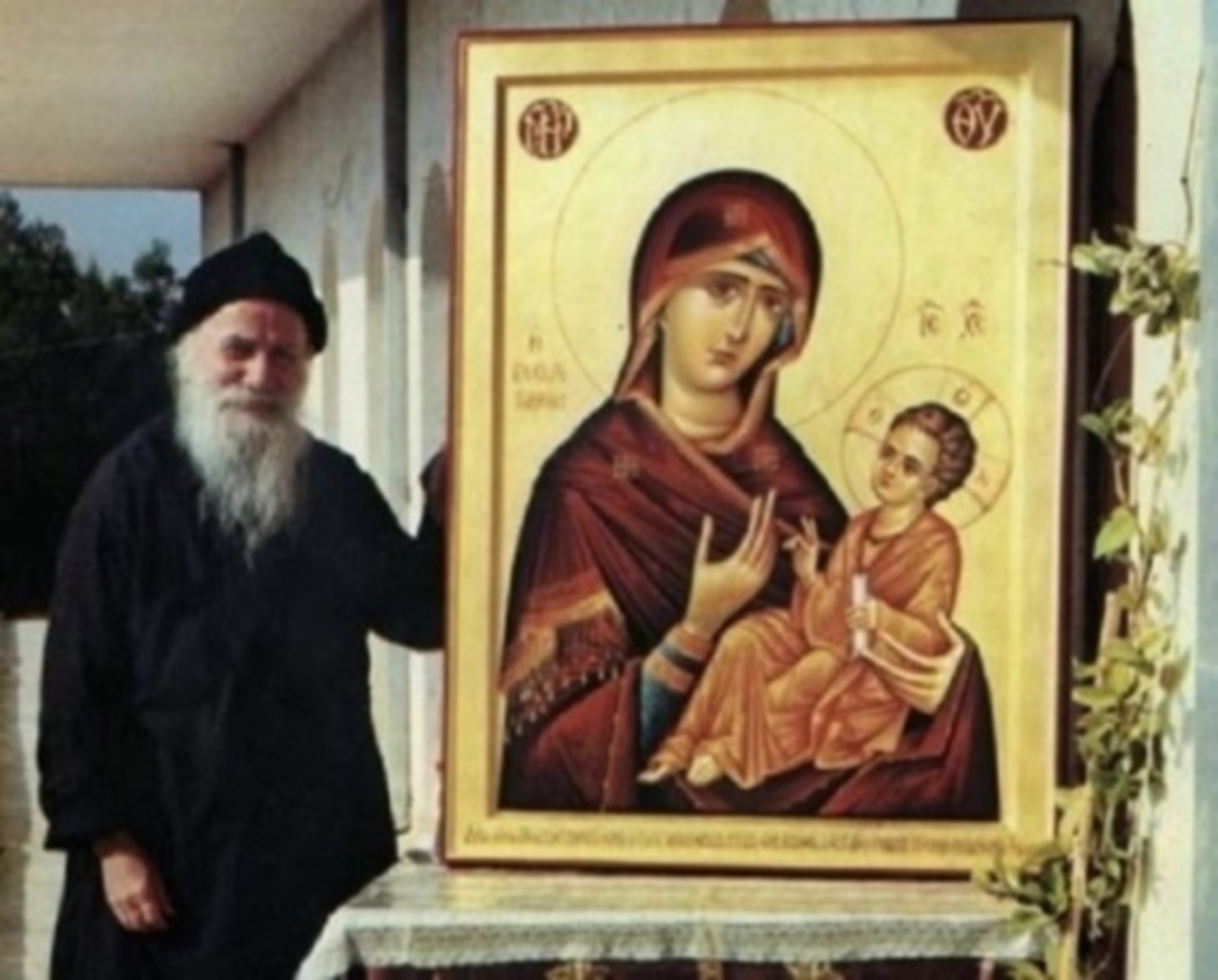 “Βλέπει ο Θεός” – Επιστολή Γέροντος Πορφυρίου προς τα πνευματικά του παιδιά