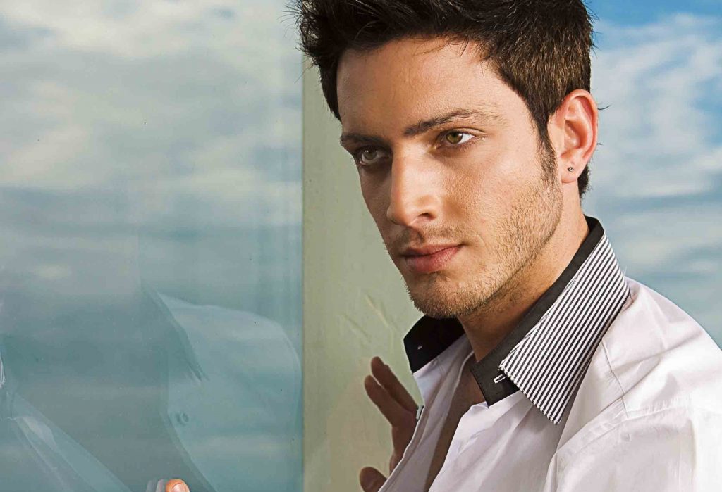 Η ακραία αλλαγή στην εμφάνιση του Θεοχάρη Ιωαννίδη!