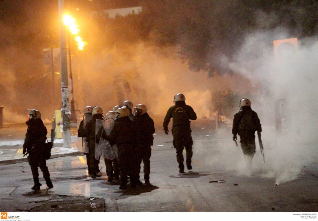 Θεσσαλονίκη: 16 συλλήψεις για τα επεισόδια μετά την πορεία