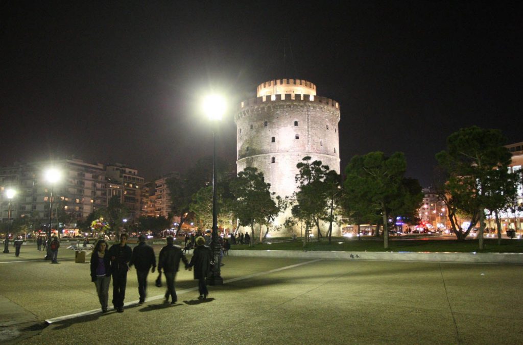 “Βουλιάζει” από την απουσία τουριστών η Θεσσαλονίκη