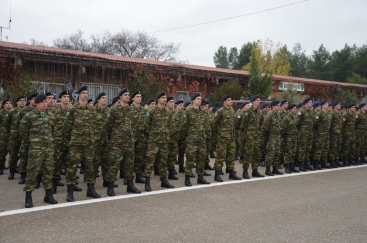 Θητεία: Αλλάζουν τα μόρια για μεταθέσεις οπλιτών – 20 ημέρες υποχρεωτική για τους άνω των 35 χρόνων