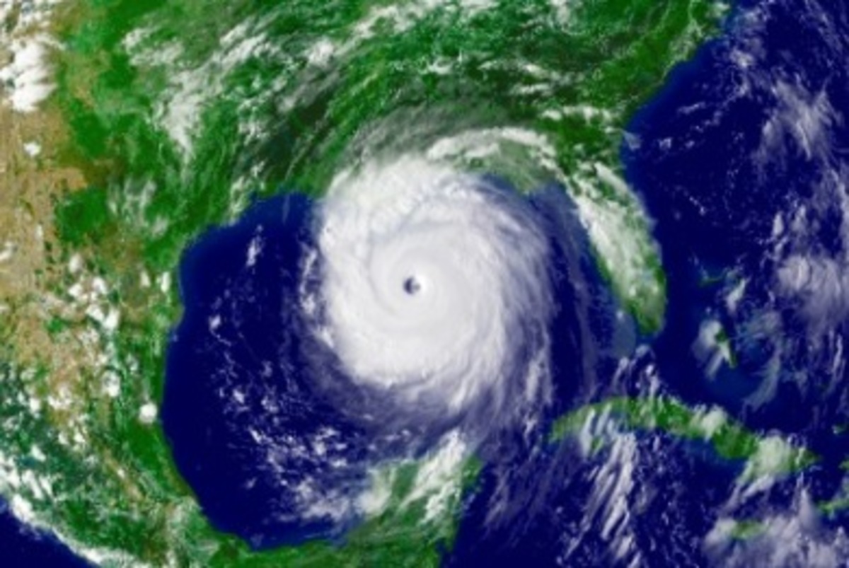 ΗΠΑ: ΄Ερχονται οι χειρότεροι τυφώνες…