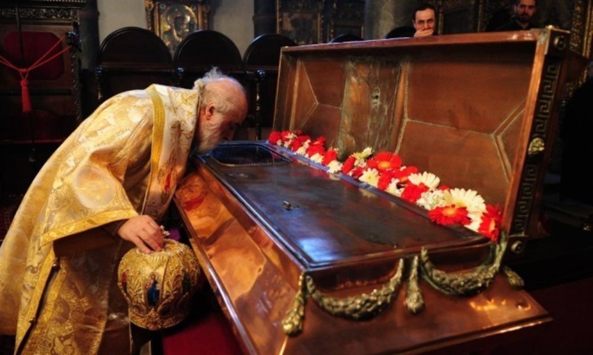 Τίμια Λείψανα: Γιατί τα προσκυνούμε;
