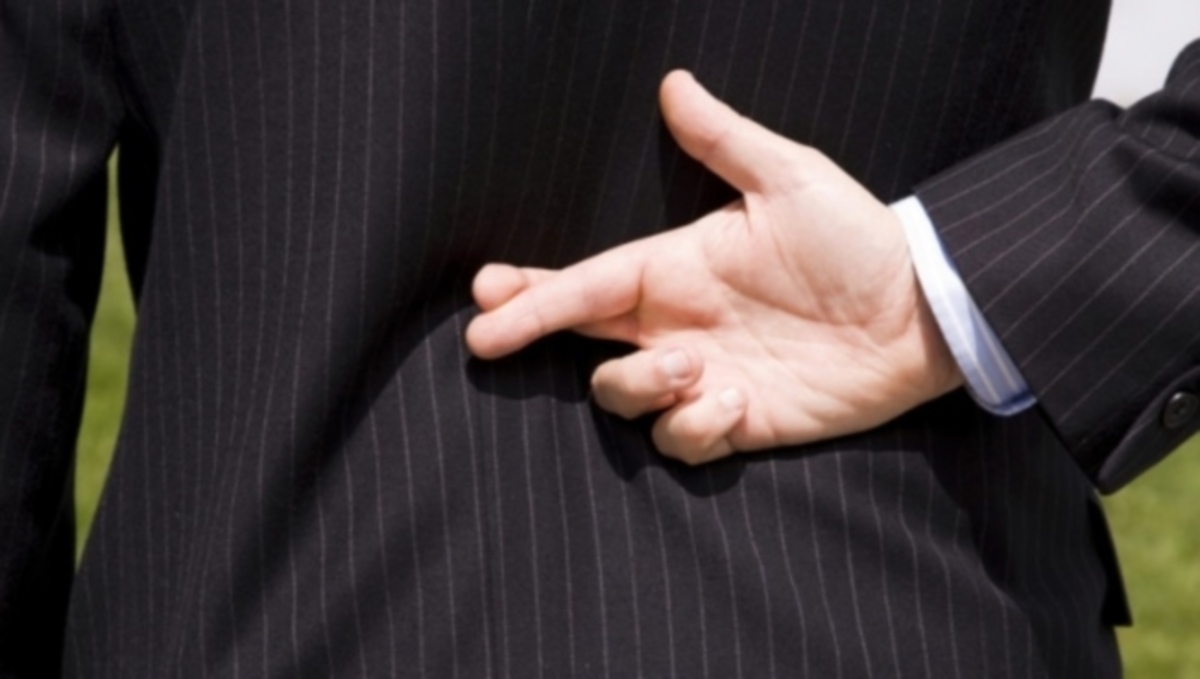 Πόσο τίμιοι νομίζουν ότι είναι οι Έλληνες; Τι σχέση έχει αυτό με τα μνημόνια; Δεν φαντάζεστε…