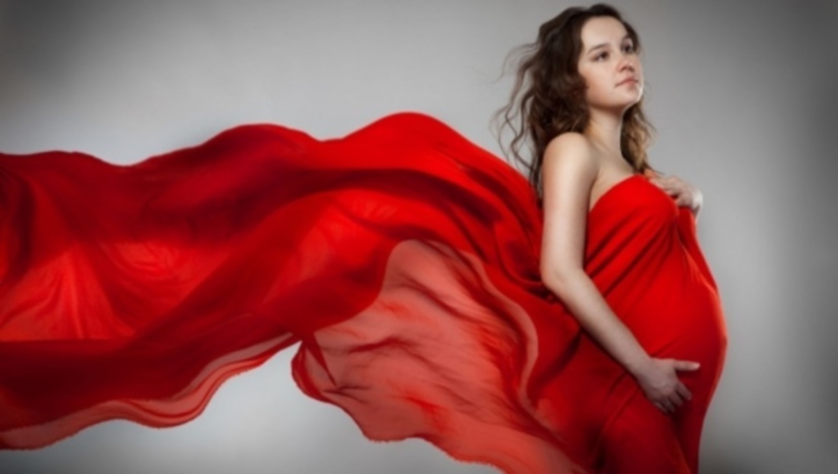 Καισαρική VS φυσιολογικός τοκετός: Τι συμβαίνει στο σώμα της γυναίκας