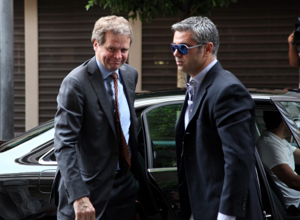 “Έκραξαν” τον Τόμσεν οι στρατιωτικοί! “Υπάρχουν και άνθρωποι, όχι μόνο αριθμοί”,του είπαν