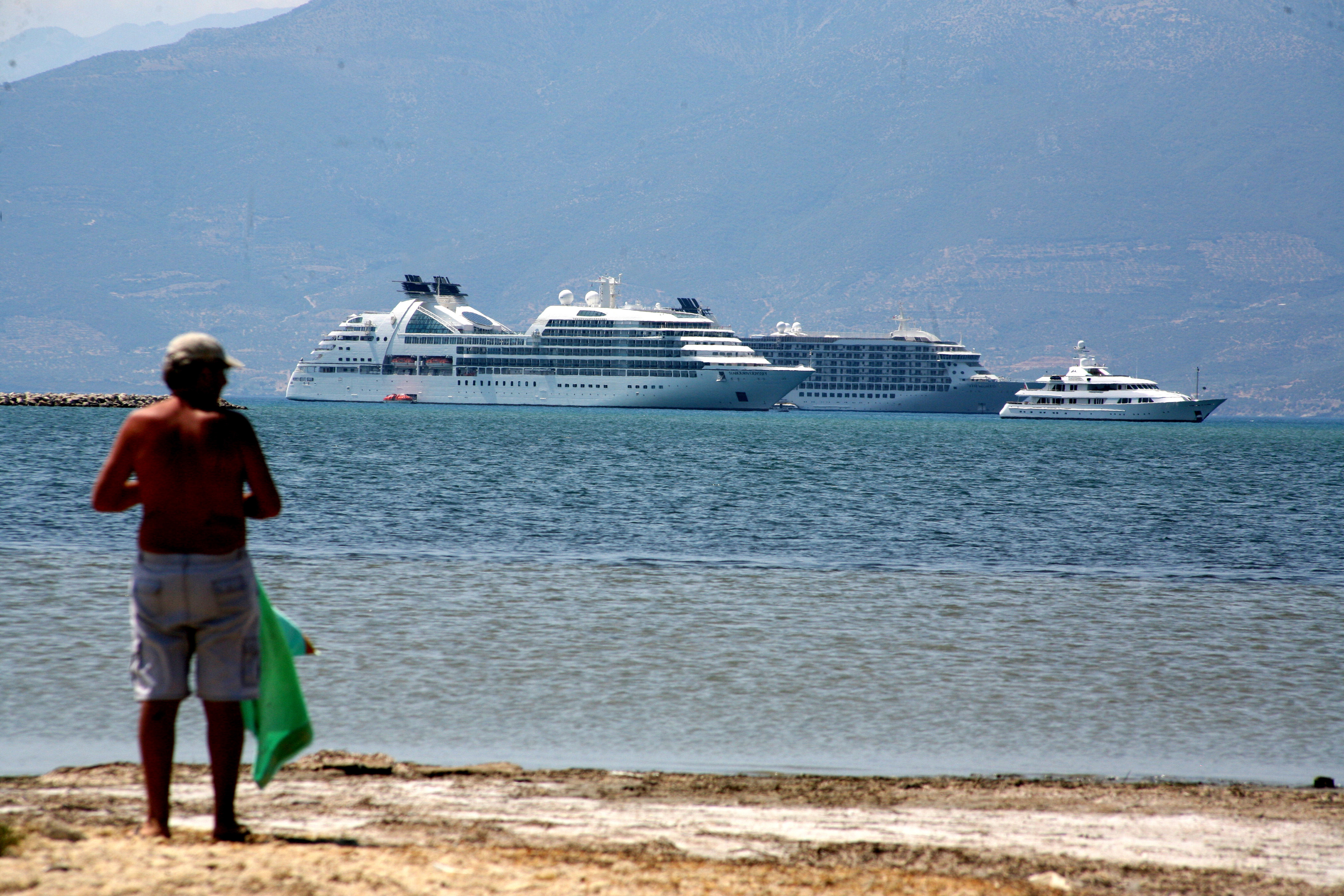 Ολοταχώς για νέο ρεκόρ ο ελληνικός τουρισμός