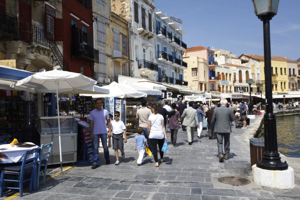 Σε 741.000 ανέρχονται οι εργαζόμενοι στον τουρισμό