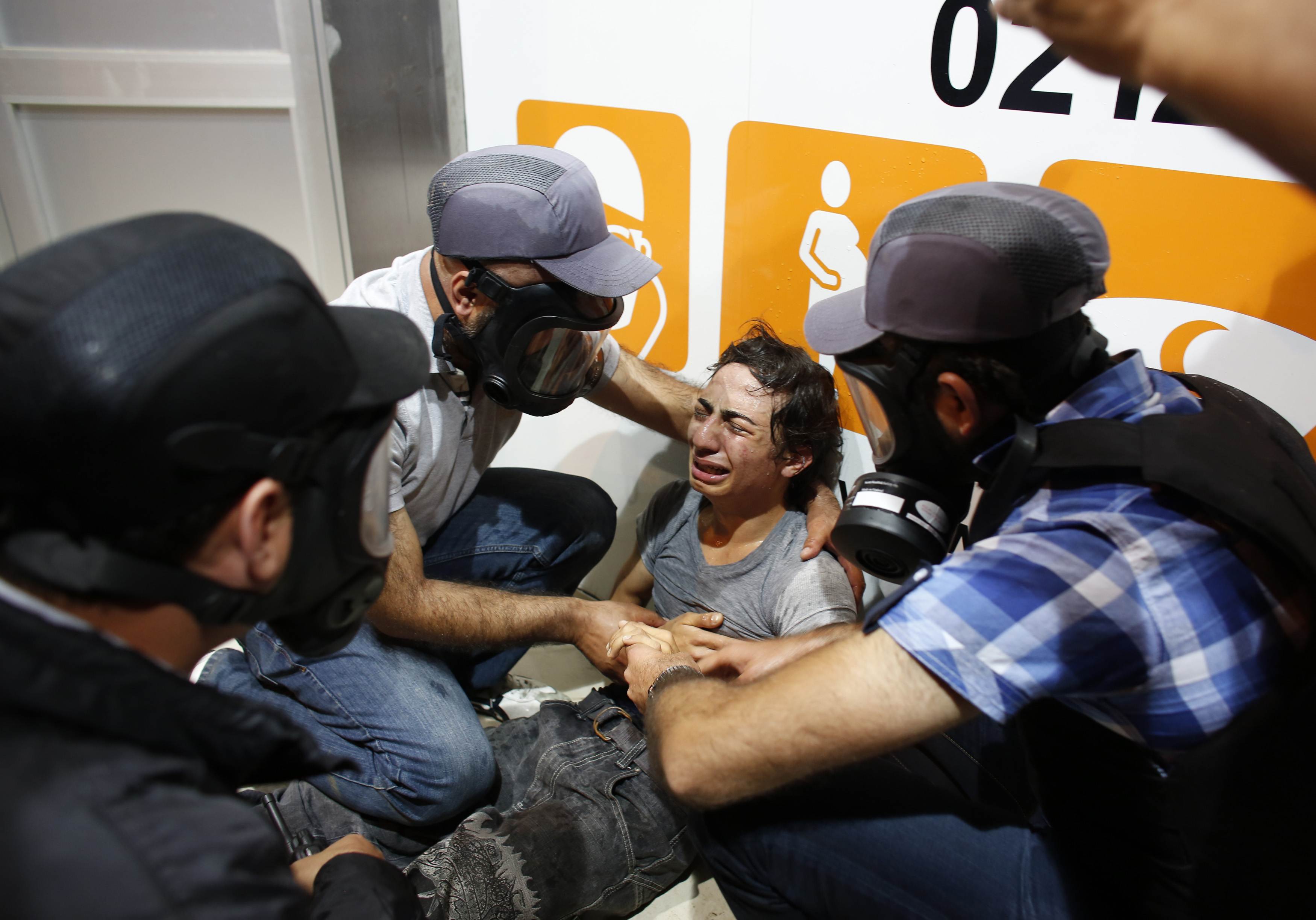 Εξέγερση στην Τουρκία: Η 4η νύχτα ταραχών με φωτογραφίες και video