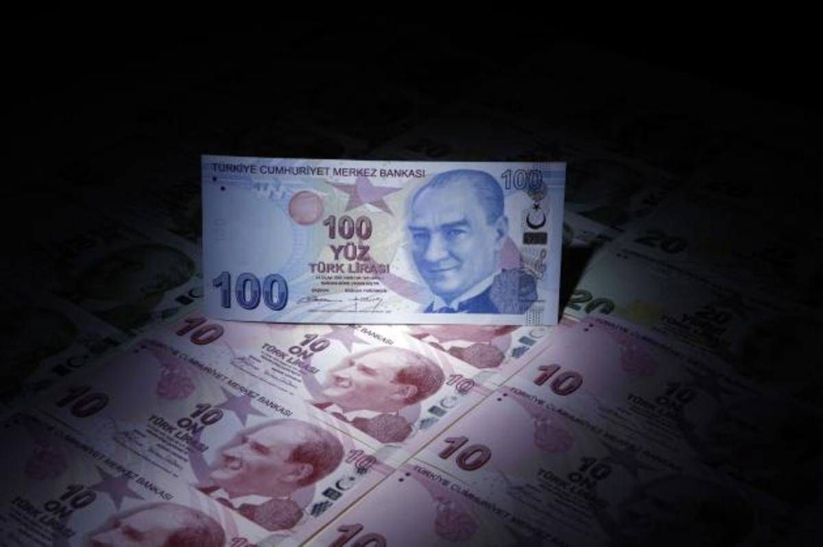 Η δραματική κατάρρευση της τουρκικής οικονομίας και η Ελλάδα που στέλνει λάθος μήνυμα