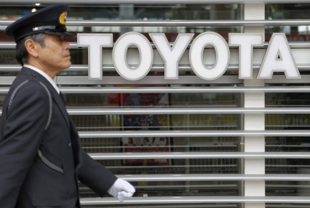 Για ανεπαρκείς ελέγχους στα αυτοκίνητα κατηγόρησαν την Toyota