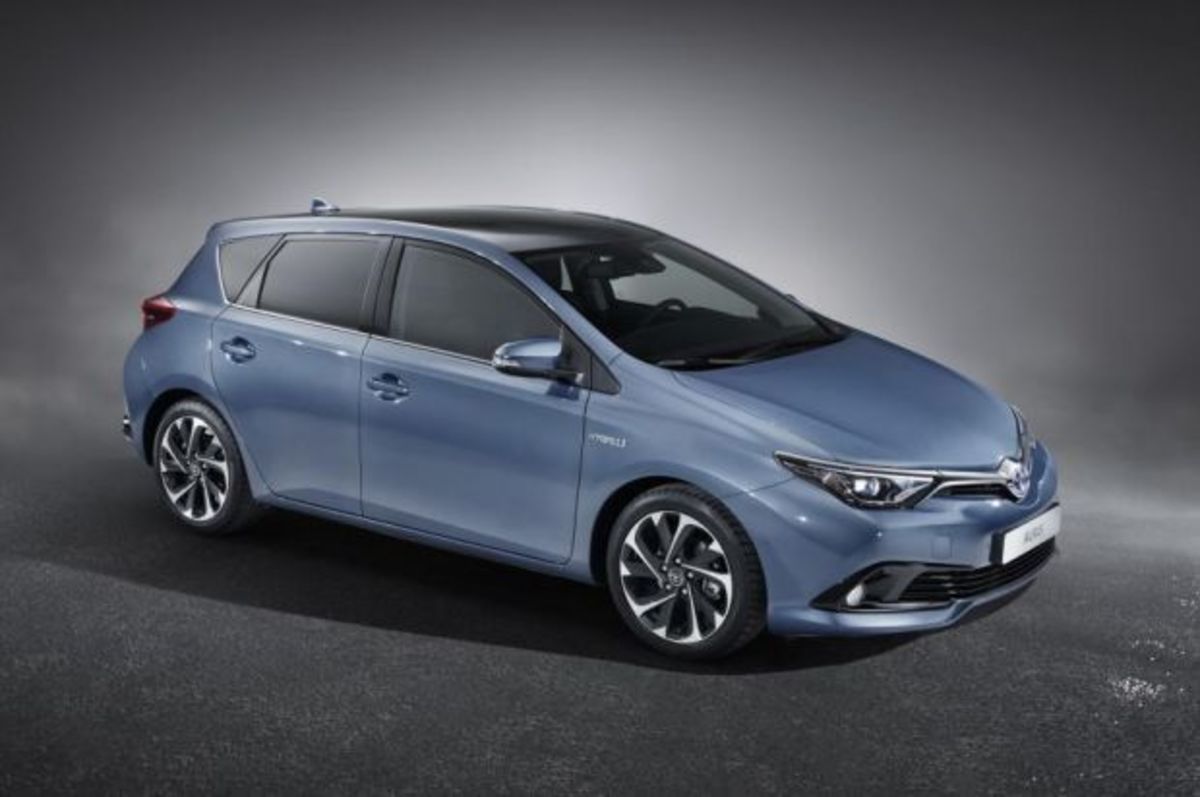 Νέο Toyota Auris: Έρχεται ανανεωμένο και με 1.200άρι τούρμπο μοτέρ