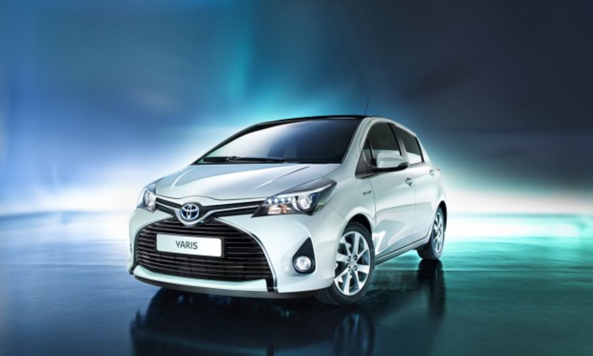 H Toyota ανανέωσε την εμφάνιση του Yaris (VIDEO)