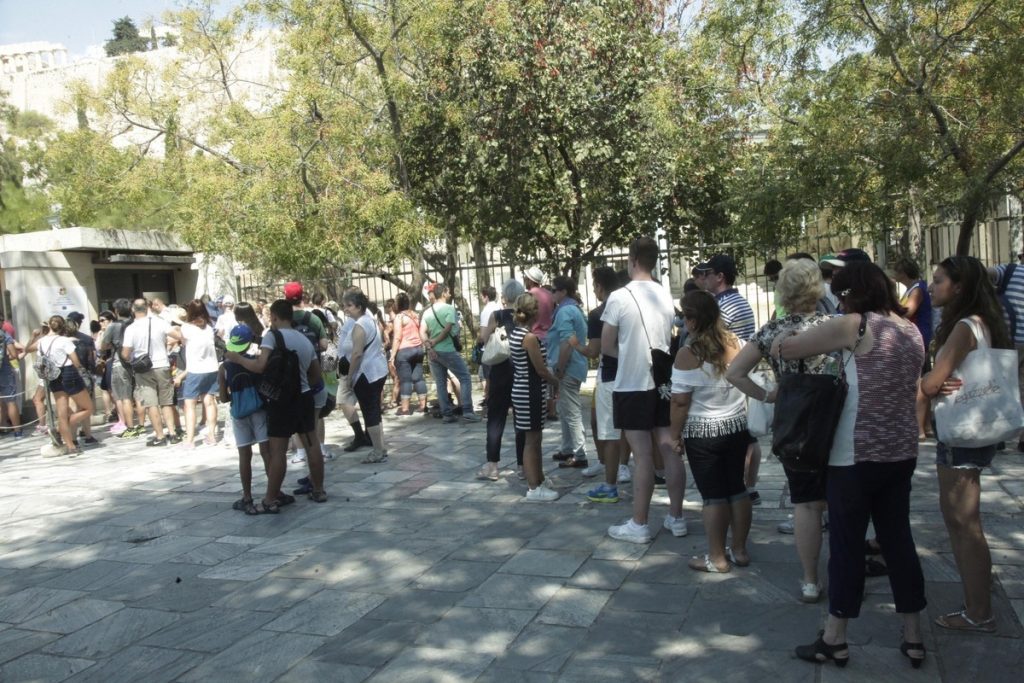 Ταξιδιωτικός όμιλος έκανε αγωγή κατά του Ελληνικού Δημοσίου – Τι καταγγέλλει