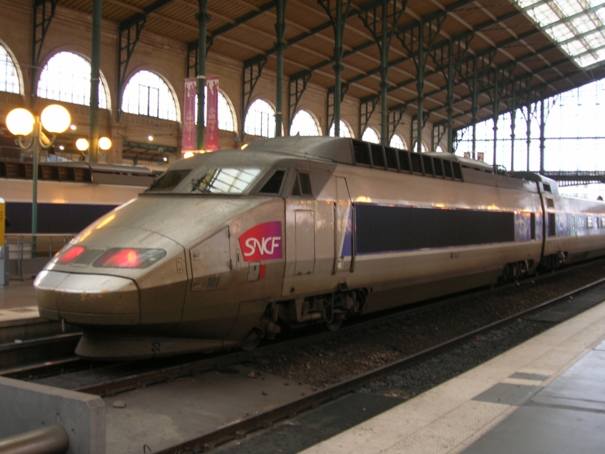 Το γνωστό DJV τραίνο της γαλλικής εταιρείεας σιδηροδρόμων.