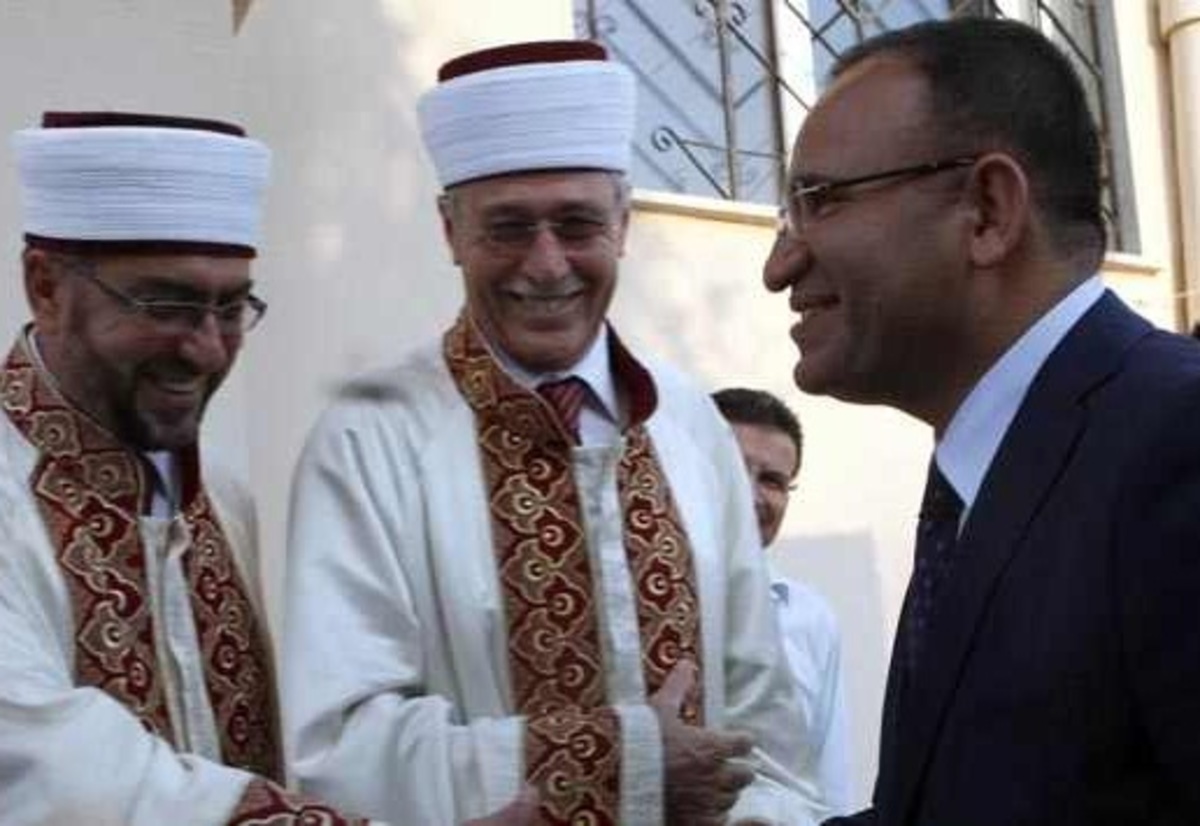 Συνεχίζει τις προκλήσεις ο τούρκος αντιπρόεδρος απο τη Δ.Θράκη