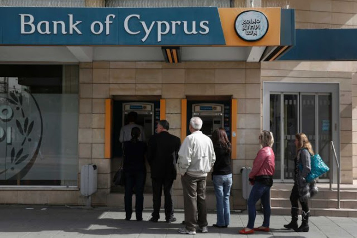 Σαρρής: 25% το κούρεμα των καταθέσεων στην Τράπεζα Κύπρου για πάνω απο 100.000 ευρώ – Μεγάλοι περιορισμοί στις αναλήψεις