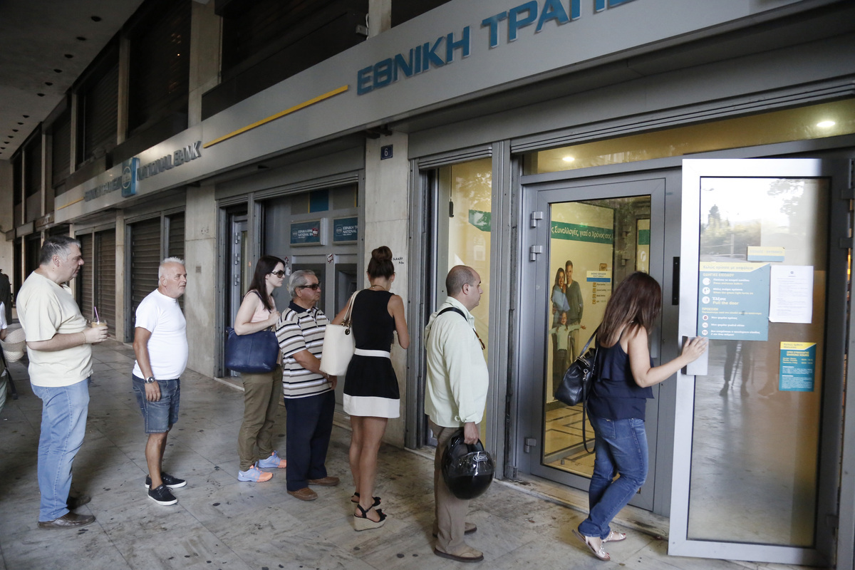 Η ελληνική πρόταση στους δανειστές για τα κόκκινα δάνεια – Tα οφέλη για τους δανειολήπτες – Άμεσα οι αλλαγές στις πρόωρες συντάξεις