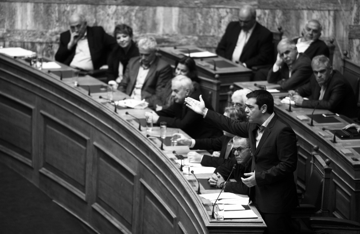 Ασφυκτικός έλεγχος από το ΤΧΣ στις διοικήσεις των τραπεζών – Όλο το νομοσχέδιο
