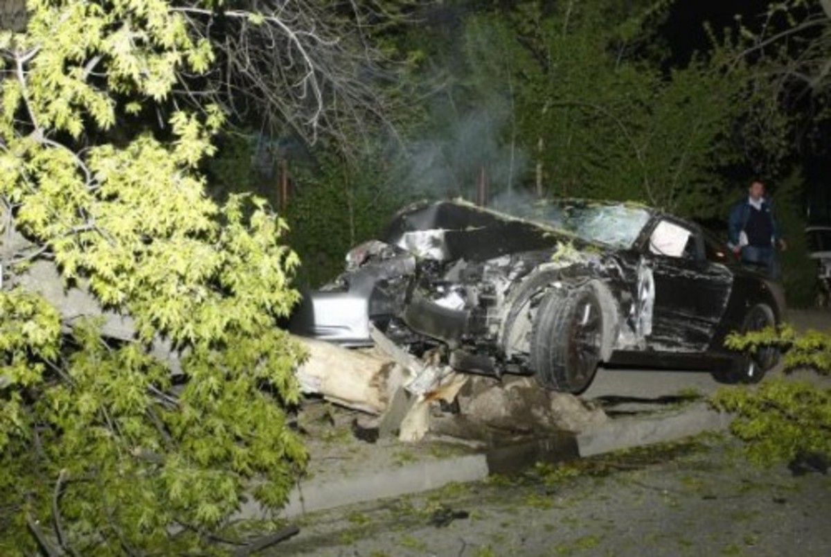 Πρέβεζα: Χτύπησε στο δέντρο και σκοτώθηκε