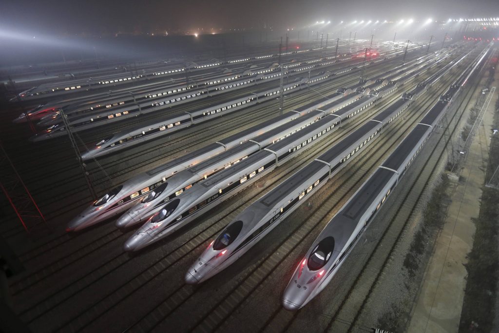 Κίνα: Εγκαινιάστηκε η μεγαλύτερη σιδηροδρομική γραμμή στον κόσμο (ΒΙΝΤΕΟ)
