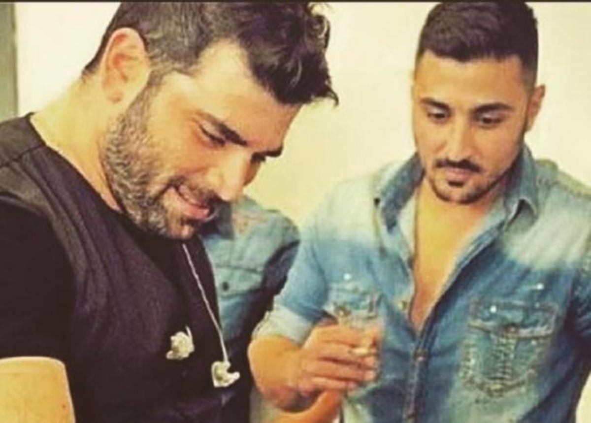 Παντελής Παντελίδης: Συγκινεί ο τρόπος που ο αδελφός του προσπαθεί να τον έχει πάντα μαζί του! Φωτογραφίες