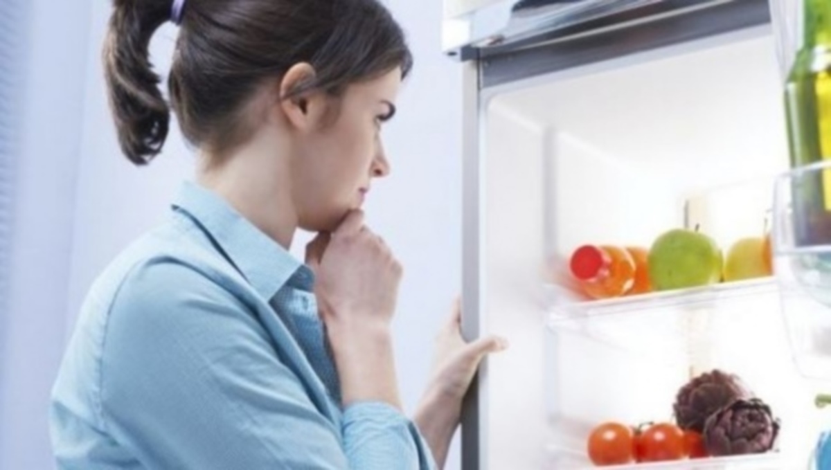 Προσοχή: Ποιες τροφές πετάμε από το ψυγείο σε διακοπή ρεύματος