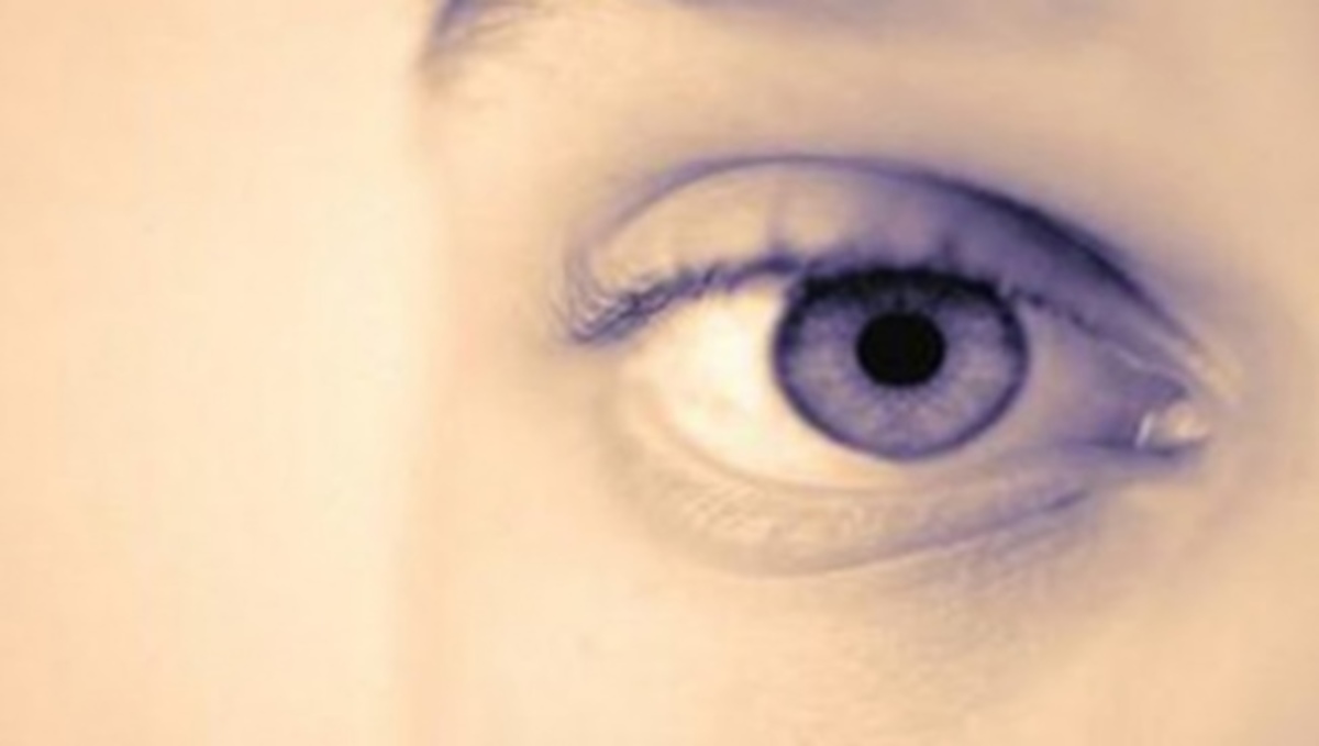 Με ποιες ασκήσεις και τροφές μπορείτε να βελτιώσετε την όρασή σας