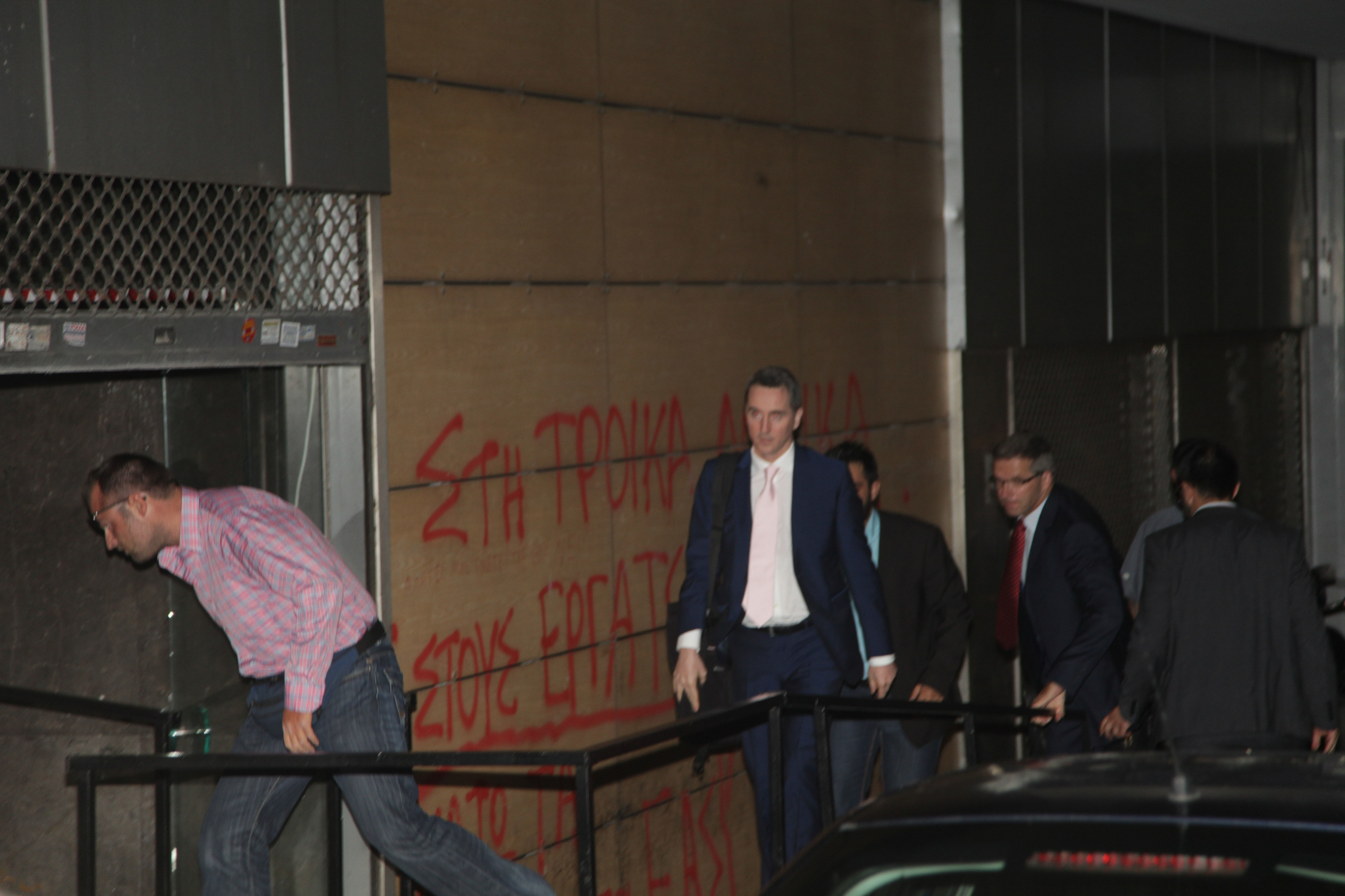Άρχισαν τα όργανα με την τρόικα: “Ξεχάστε τις φοροελαφρύνσεις” – Ζήτησαν 600 δράσεις από την κυβέρνηση