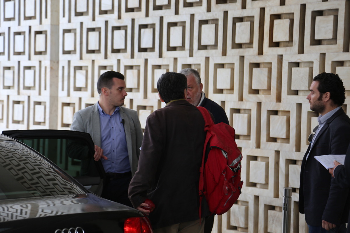 Τα βρίσκουν σε όλα με την τρόικα – Ti θα συμβεί με τις 100 δόσεις