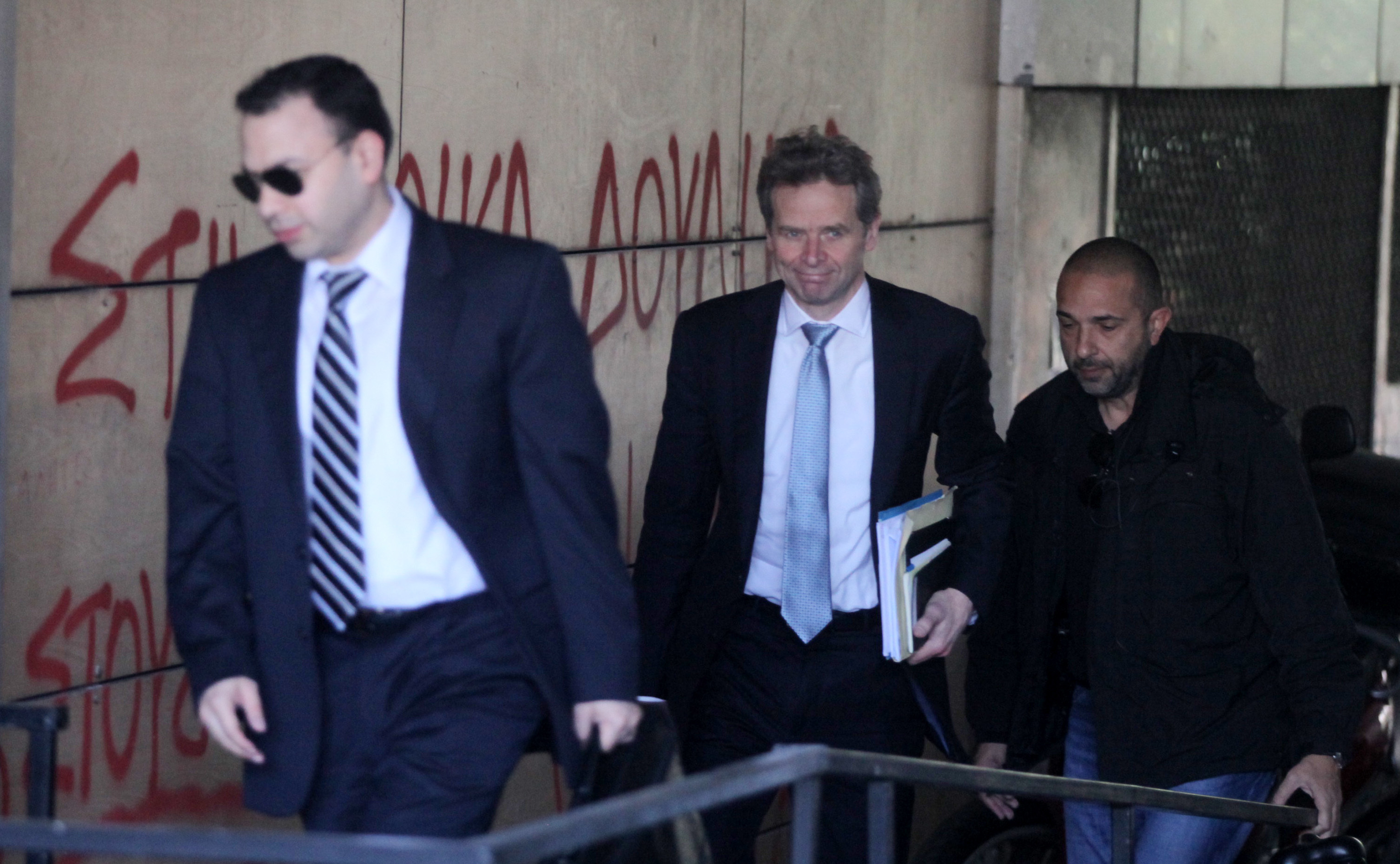 Ακόμα πιο κοντά σε συμφωνία με την τρόικα – Διαπραγματεύσεις όλη τη νύχτα
