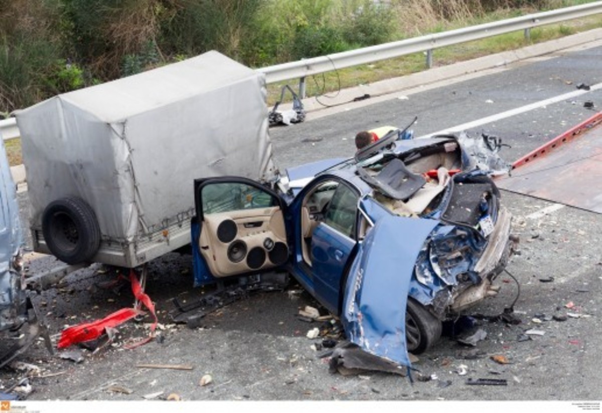 Τροχαίο στην Πάτρα: Μία γυναίκα νεκρή, χαροπαλεύει η δεύτερη