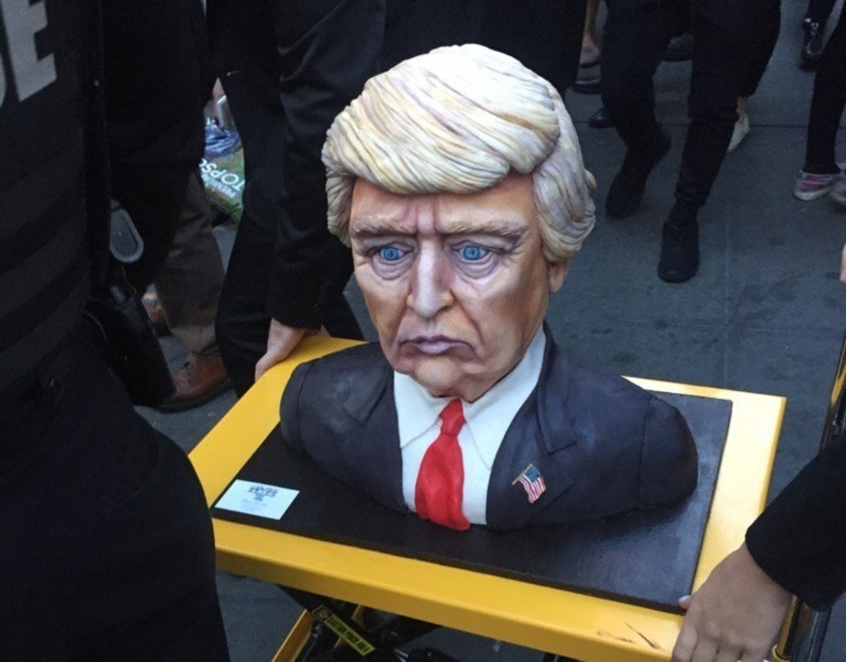 Αμερικανικές εκλογές: Ο Ντόναλντ Τραμπ έγινε… τούρτα [pic]