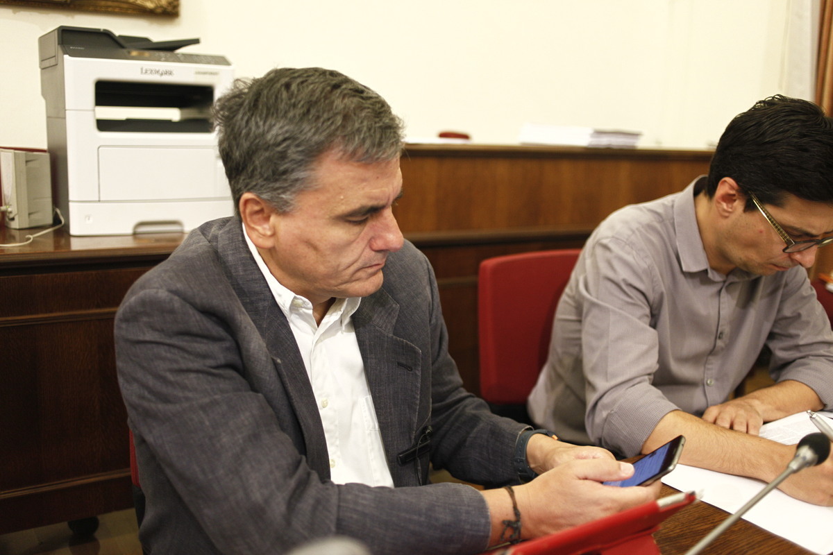 Η έκπληξη στο Eurogroup και το σκίτσο του Ευκλείδη Τσακαλώτου [pic]