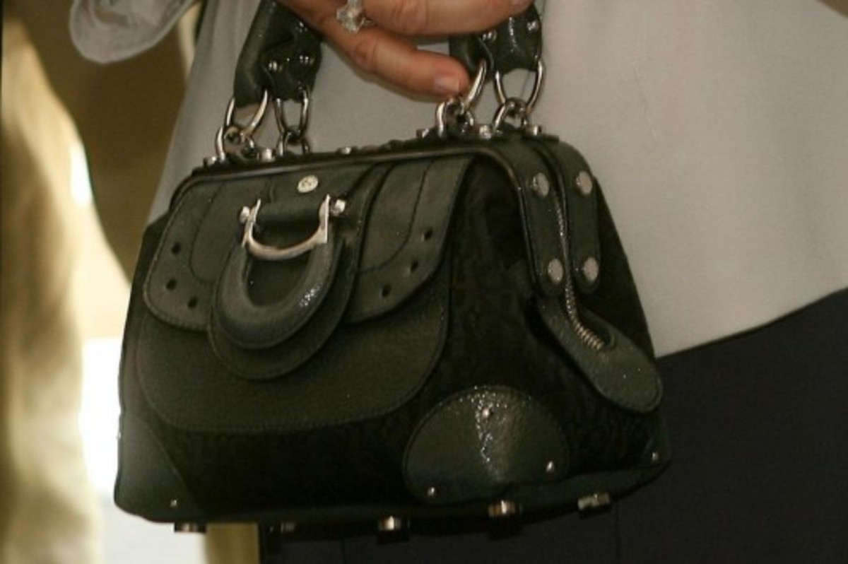 Σέρρες: Ανήλικη λήστεψε ηλικιωμένη