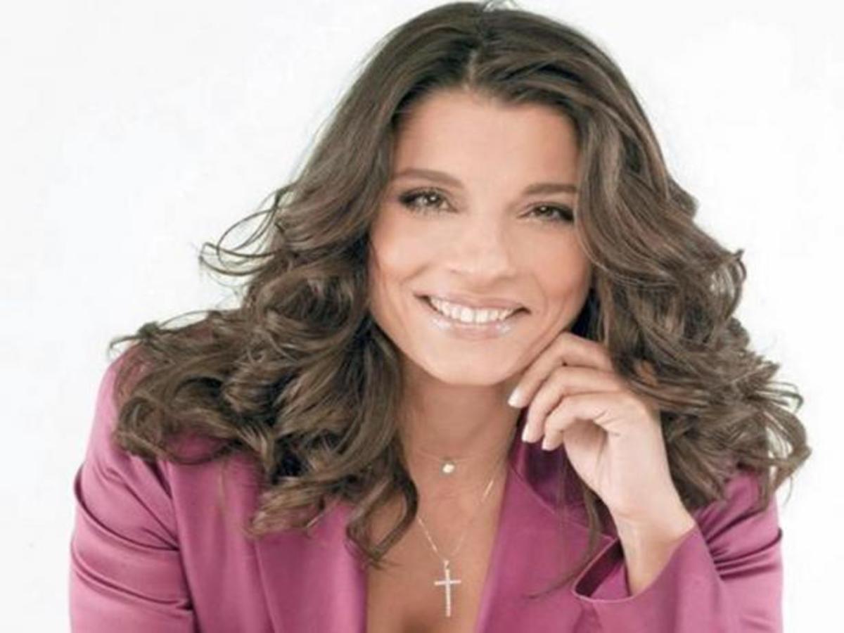 “Κόβεται” τελικά η εκπομπή της Πόπης Τσαπανίδου ;