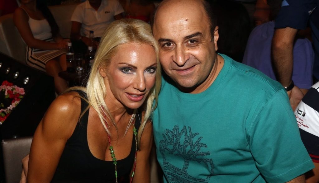 Μάρκος Σεφερλής – Έλενα Τσαβαλιά: Μαζί σε πισίνα στην Κρήτη! [pic]