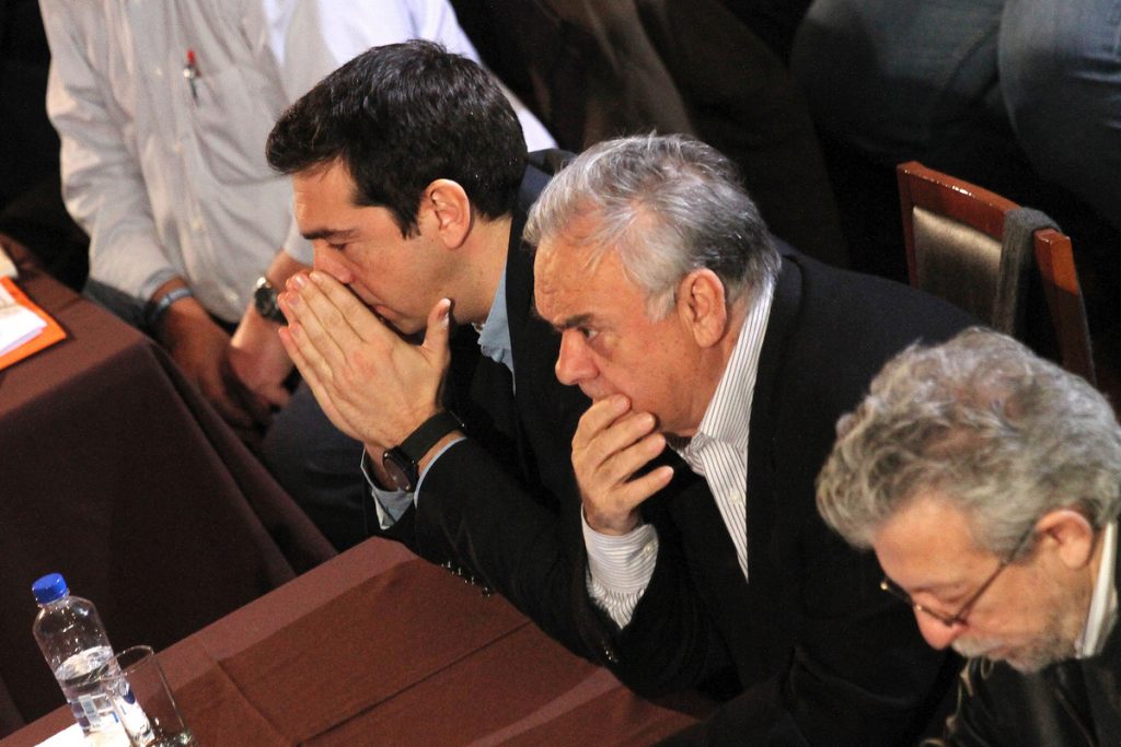 Ο “Γολγοθάς” για ρευστότητα και τα εσωτερικά “μέτωπα” – Όλο το παρασκήνιο