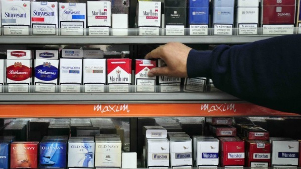 Αλλάζουν τα πάντα στα τσιγάρα στη Γαλλία