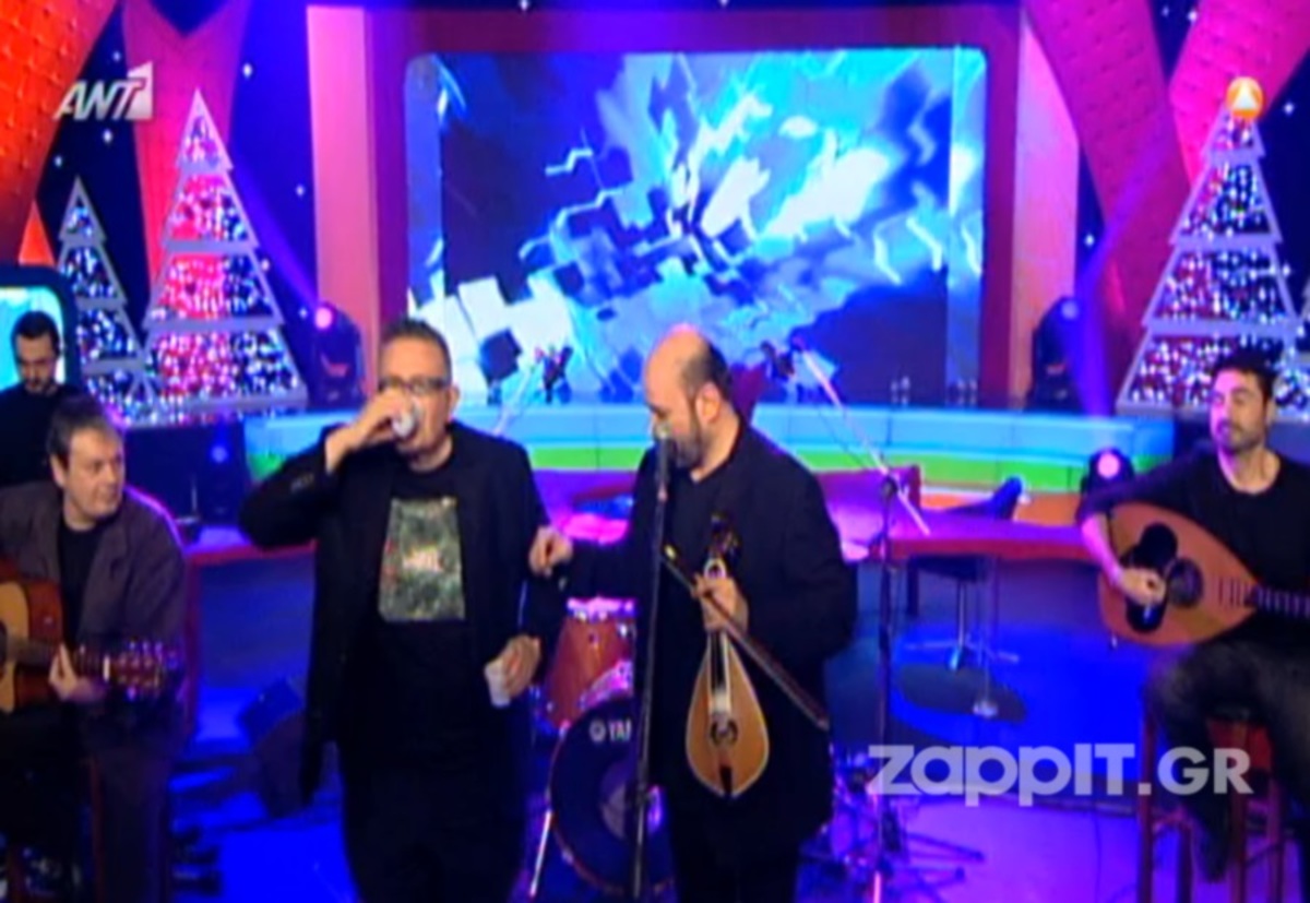 Με τσικουδιές και κρητικές μαντινάδες αποχαιρέτησε ο Θέμος Αναστασιάδης το 2013!