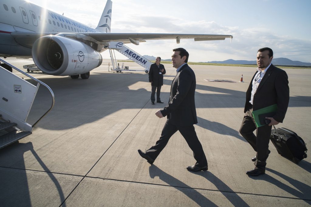 Κυβέρνηση: Έτσι όπως δεν δεχόμαστε τελεσίγραφα έτσι και δεν τα θέτουμε! – Χαμηλώνουν οι τόνοι λίγο πριν την συνάντηση Τσίπρα – Μέρκελ